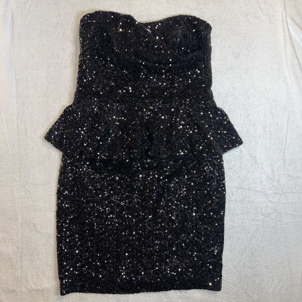 Venus Black Sequin Mini Dress Sweetheart Neckline Medium Formal Prom Hoco Party